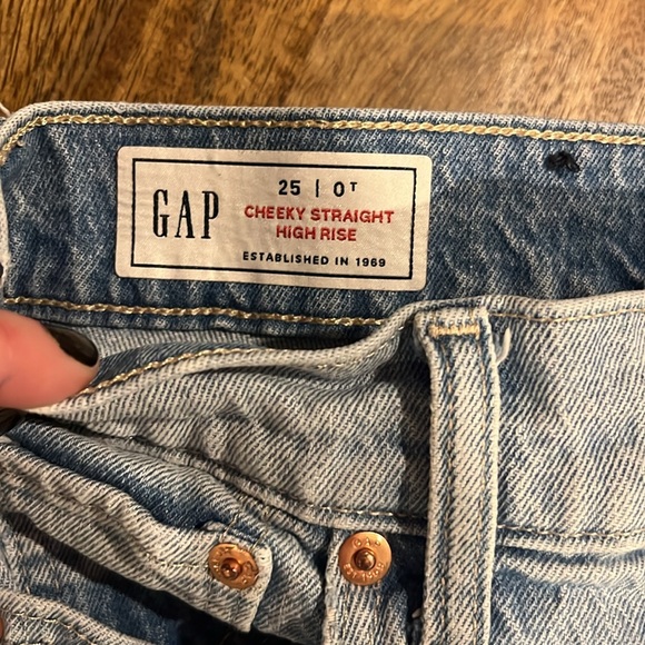 Gap cheeky straight high rise - Picture 2 of 3